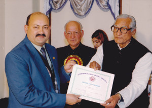 awarding-the-certificate