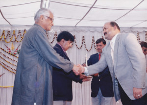 with-honble-defence-minister-shri-george-fernandes